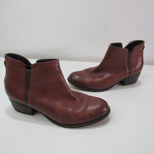 Clarks Artisan Brown Leather Zip Heeled Ankle Booties Women 7.5M boho cowgirl
